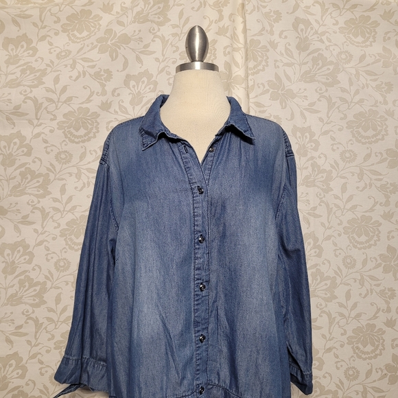 Lane Bryant Button Front Chambray Top Plus Size 22/24 - Picture 2 of 9